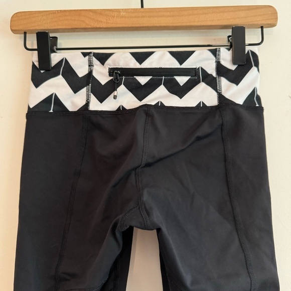 Lululemon Run: For Your Life Crop Leggings size 4 - Picture 6 of 9